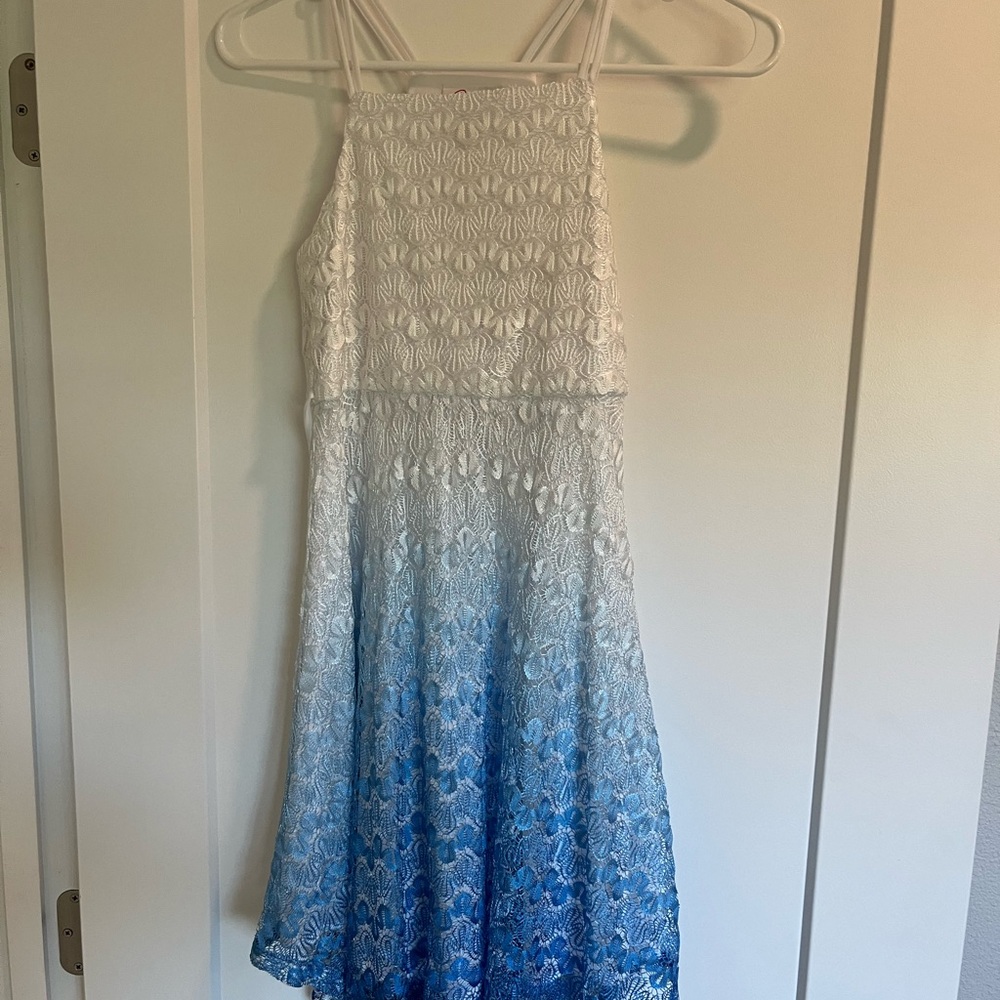 Bloome size 12 white & blue dress